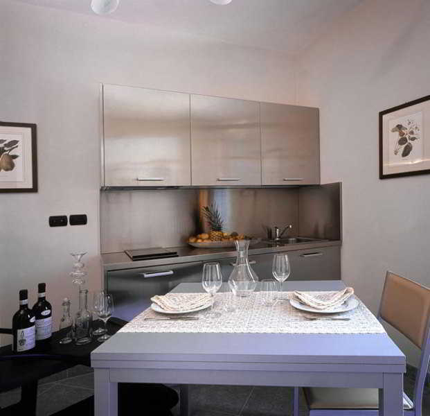 Locanda Dell' Orso Bevitore Verduno Exterior photo